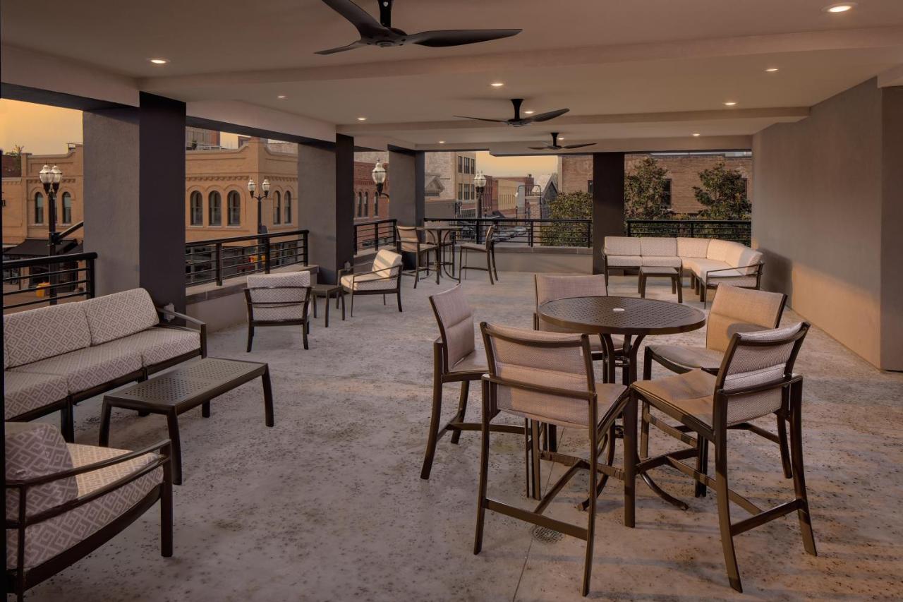 Hyatt Place Florence Downtown Екстер'єр фото