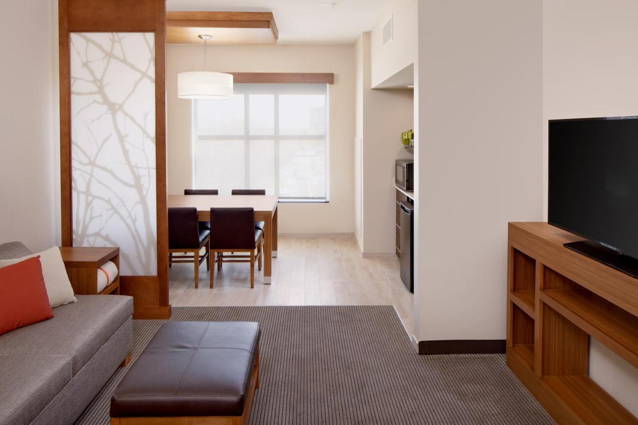 Hyatt Place Florence Downtown Екстер'єр фото